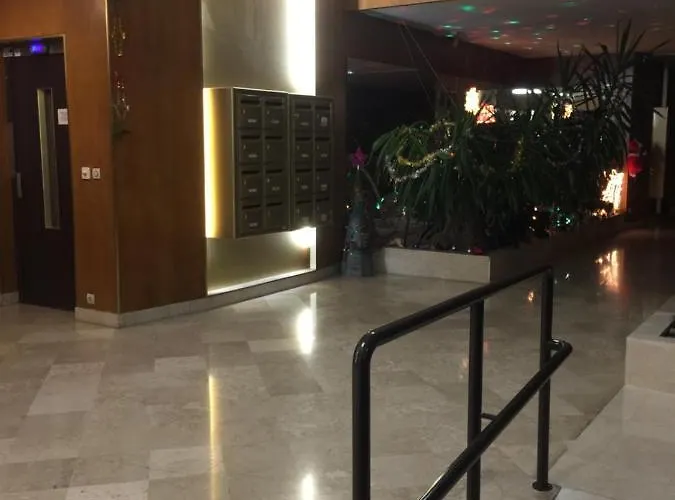 T2 Hyper Centre Bord De Loire Parking 公寓