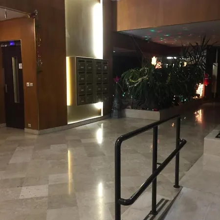 T2 Hyper Centre Bord De Loire Parking Appartamento